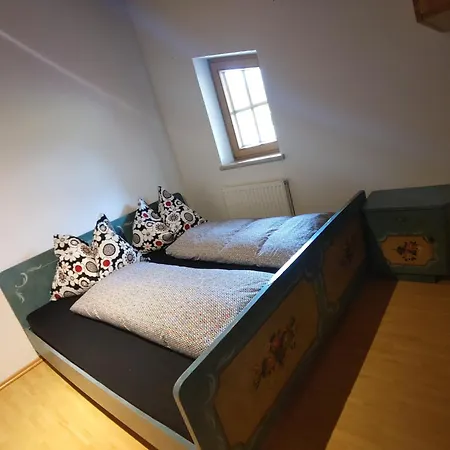 Bach Apartment *